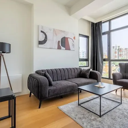 Upscale With Top-notch Amenities